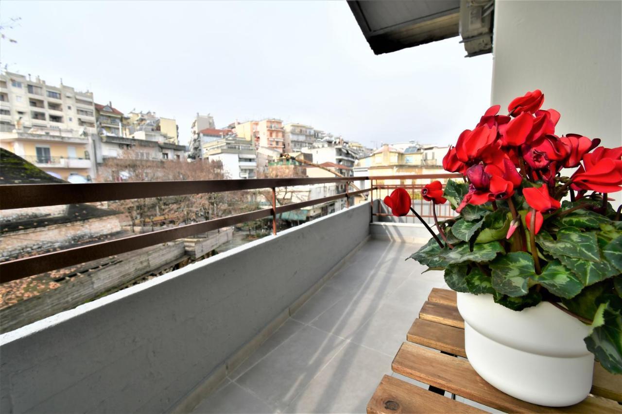 Central Cozy Apartment Яніна Екстер'єр фото